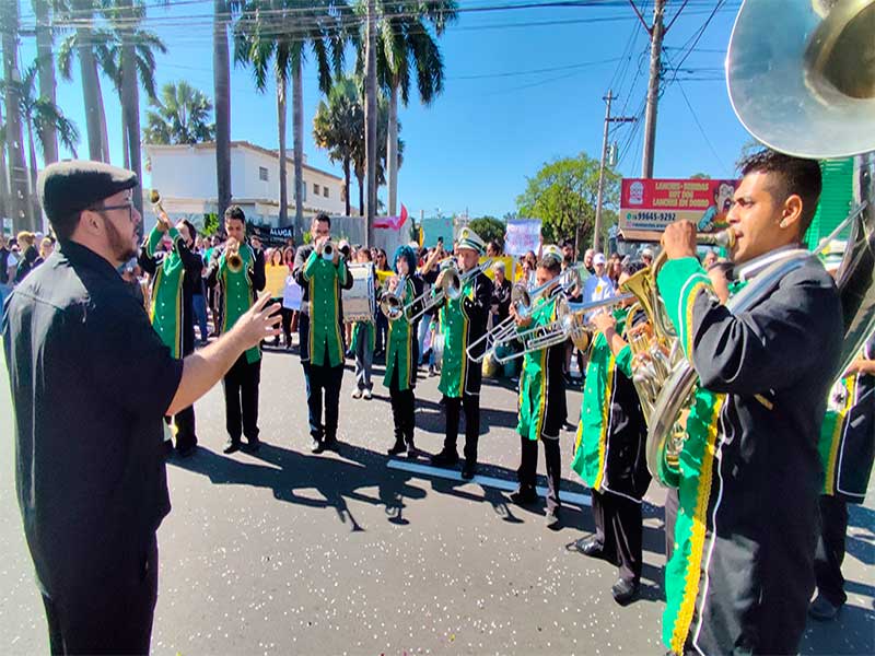 Banda Marcial de Ibaté participa de importante celebração cultural em Araraquara