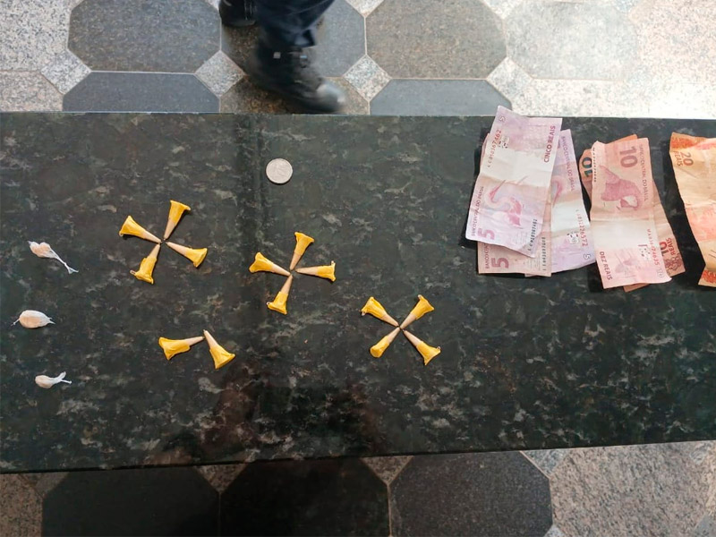 GCM encontra drogas e dinheiro com suspeito durante patrulhamento em Ibaté